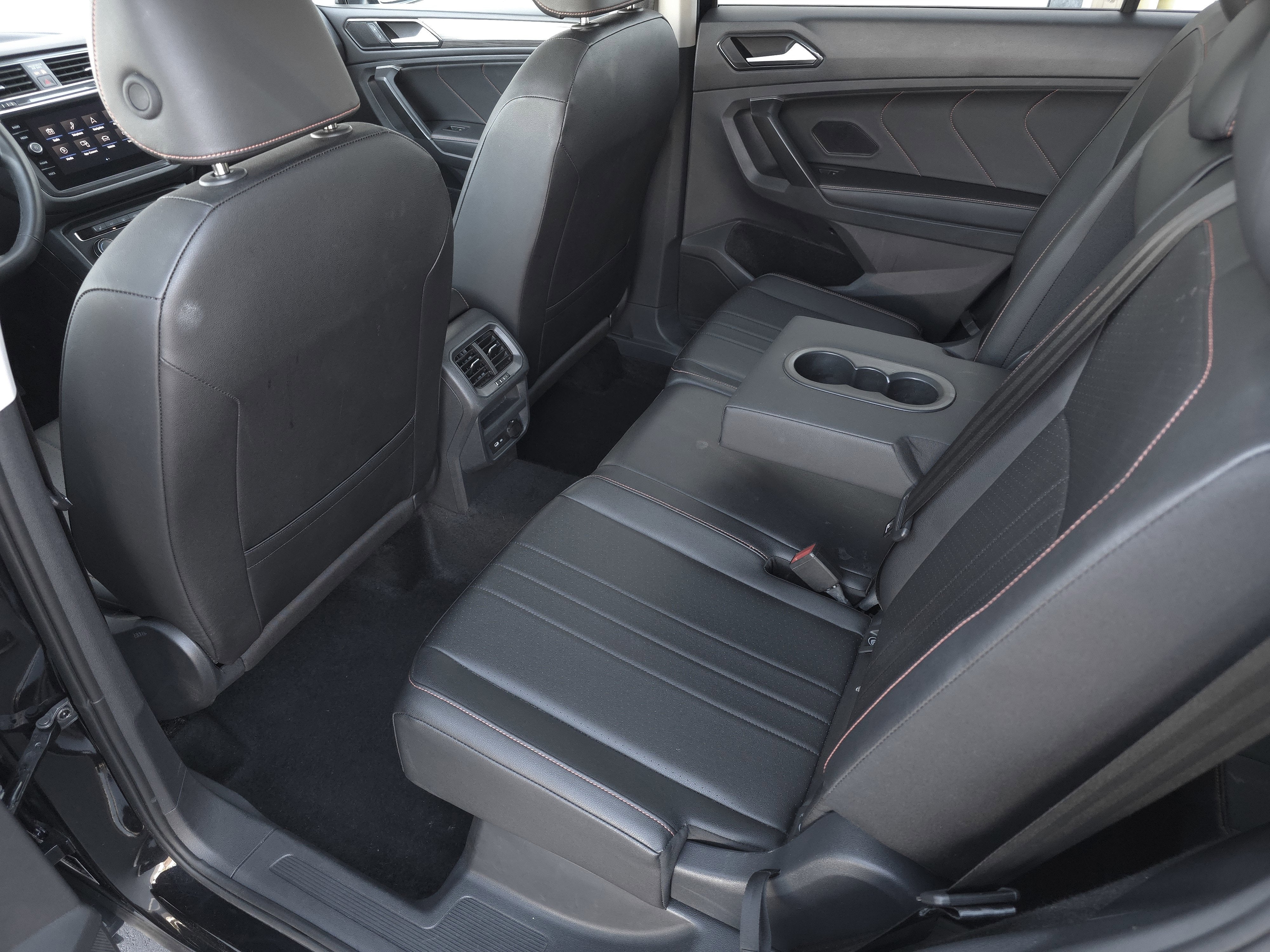 2024 Volkswagen Tiguan 2.0T Wolfsburg Edition