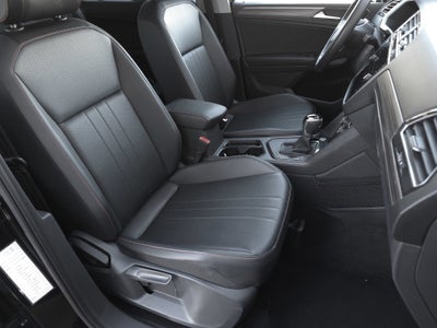 2024 Volkswagen Tiguan 2.0T Wolfsburg Edition