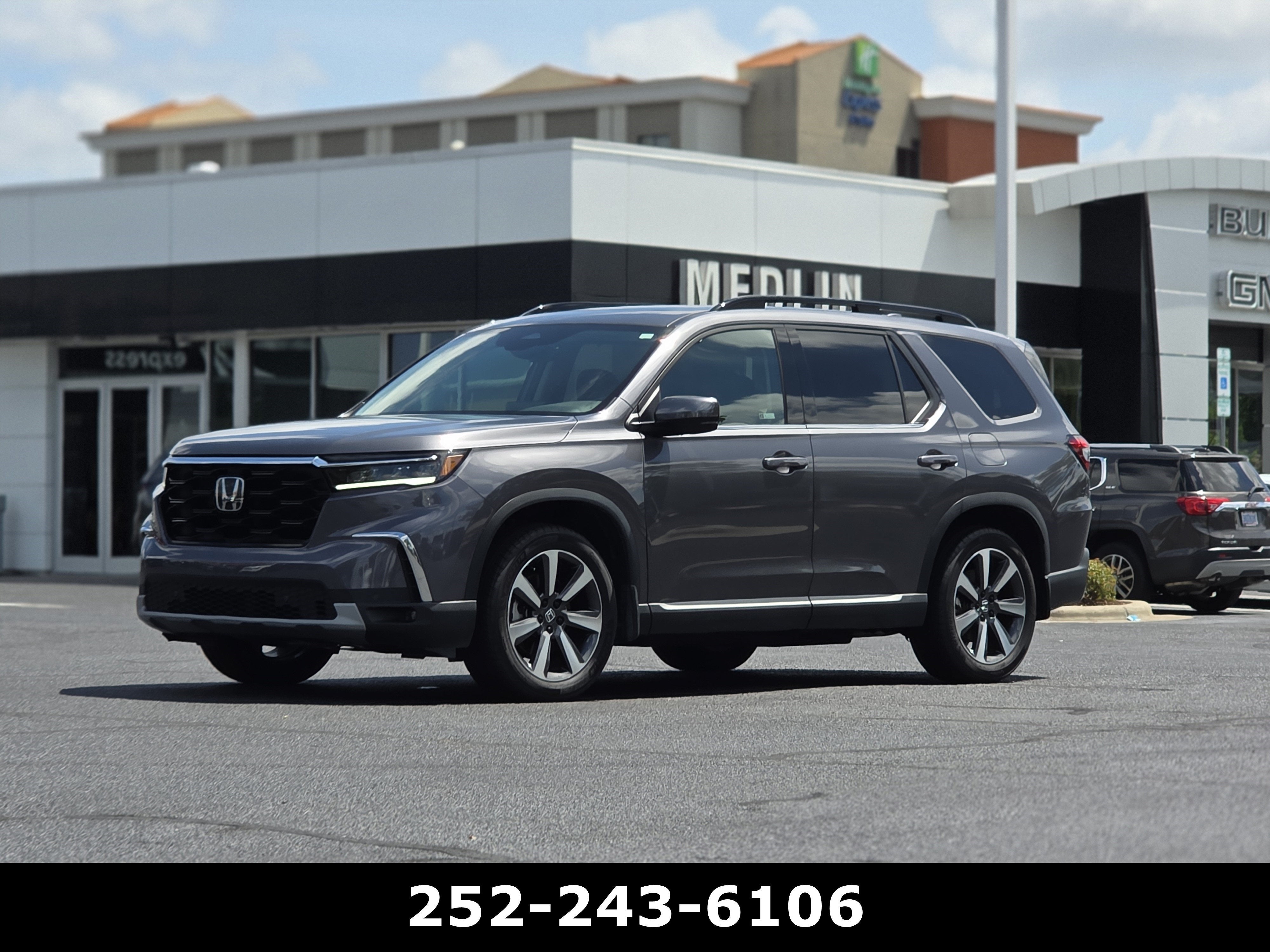 2025 Honda Pilot Touring