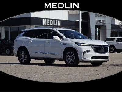 2023 Buick Enclave Essence
