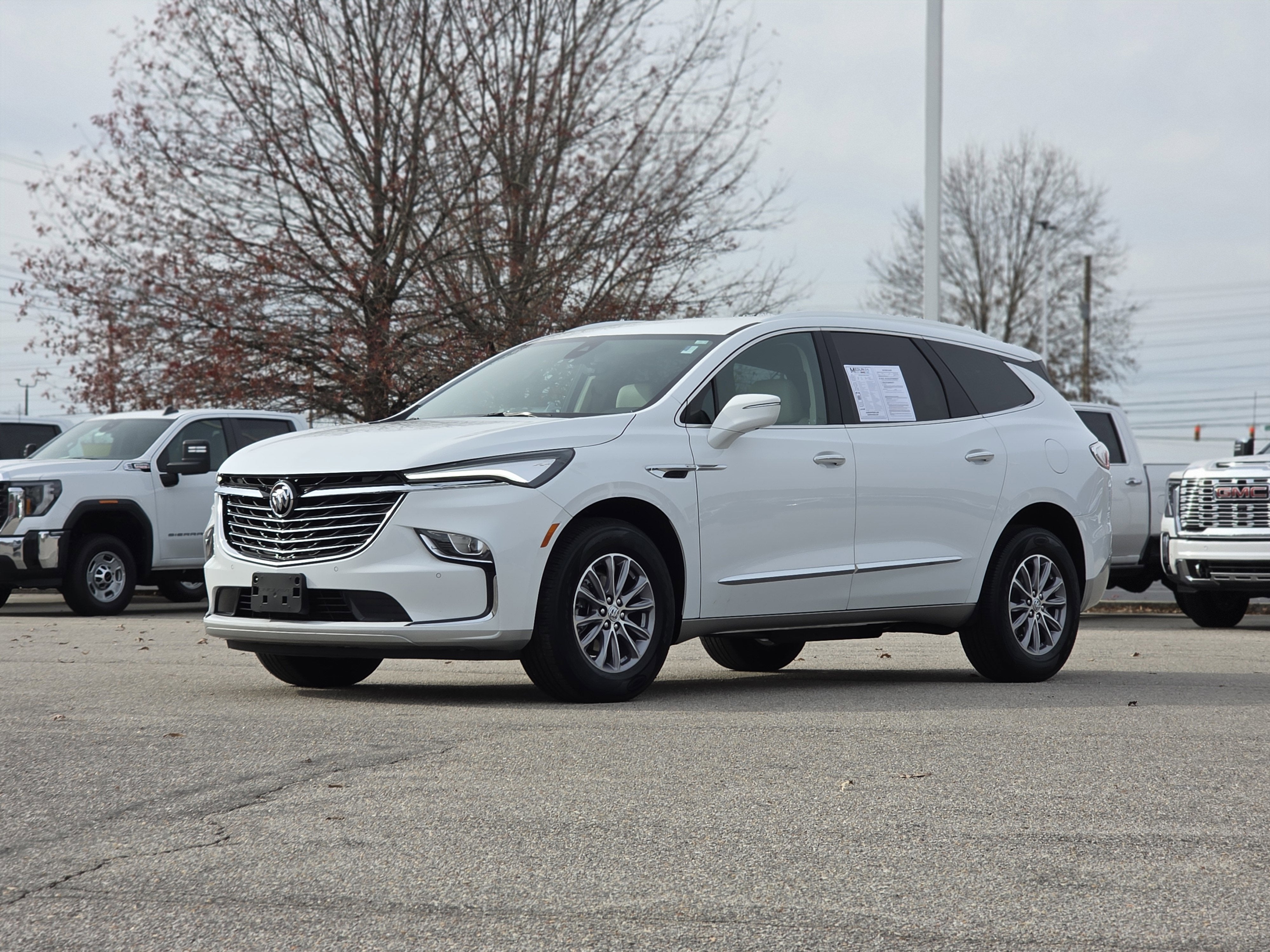 2023 Buick Enclave Essence