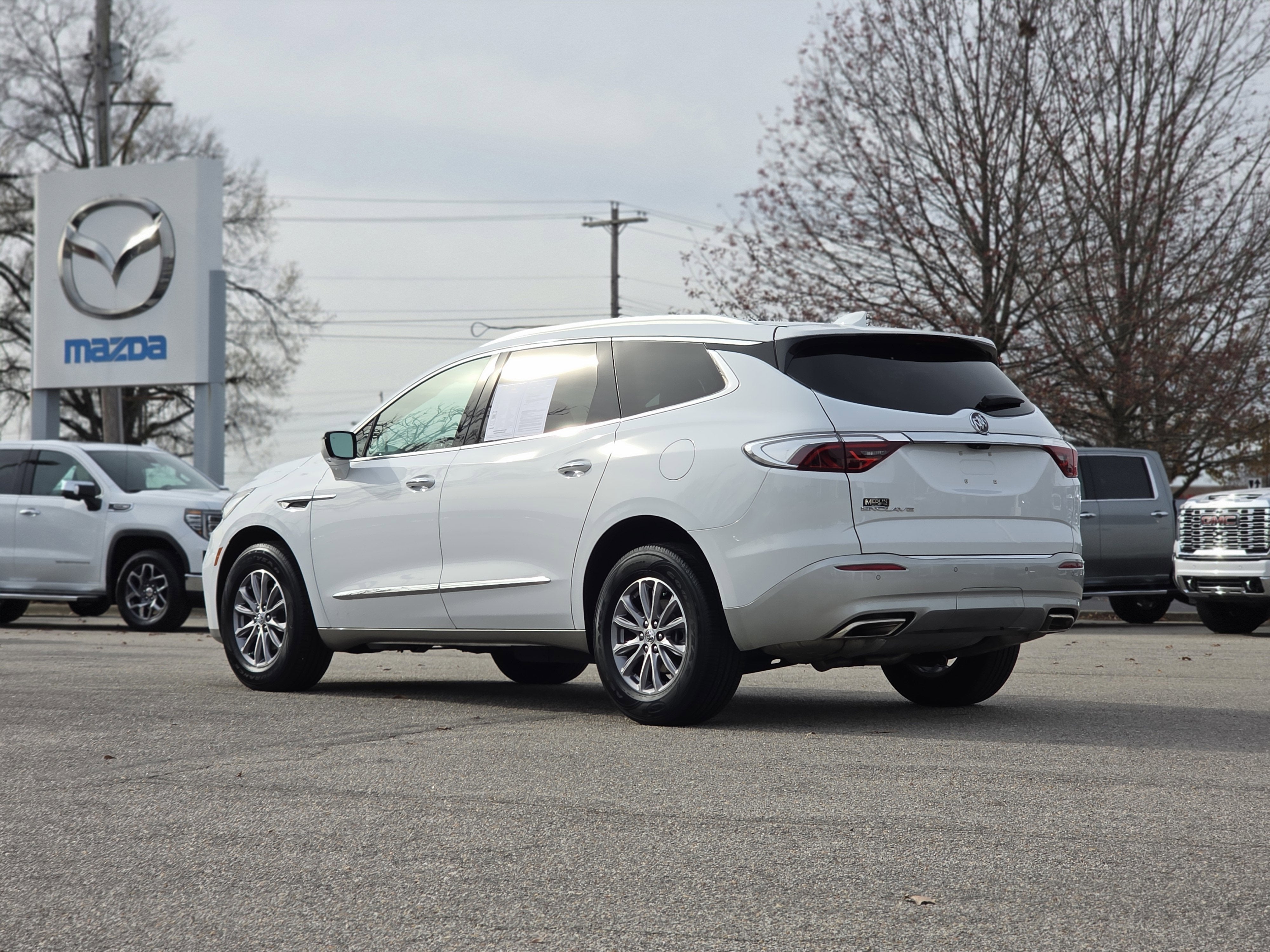 2023 Buick Enclave Essence