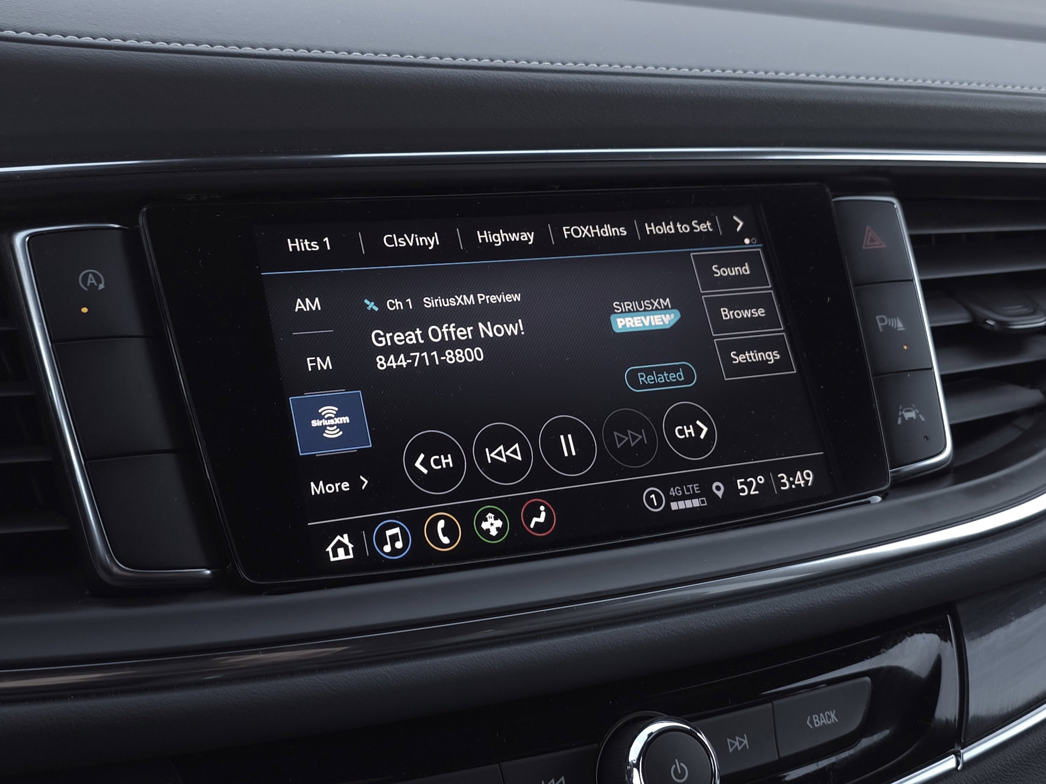 2023 Buick Enclave Essence