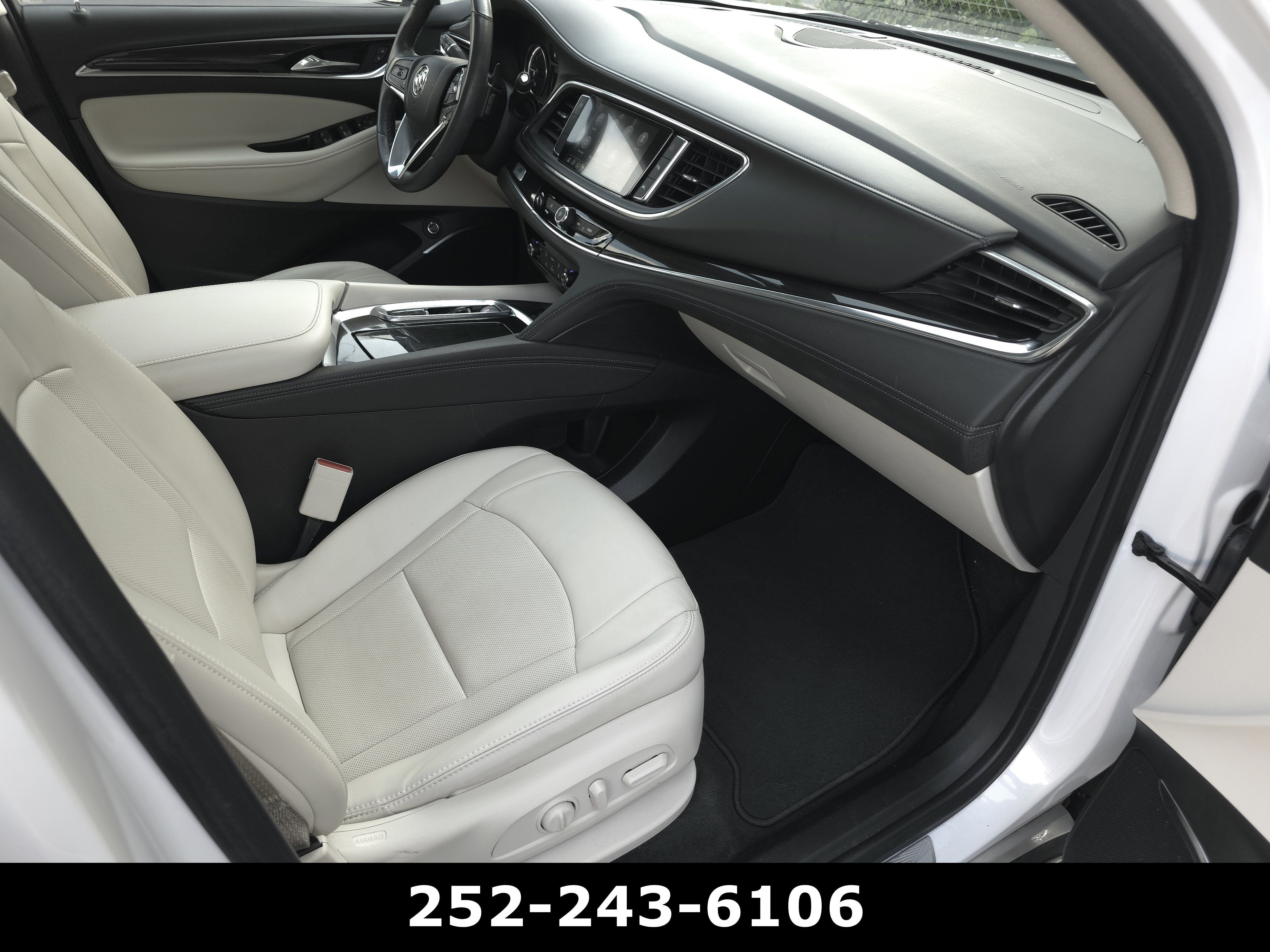 2023 Buick Enclave Essence