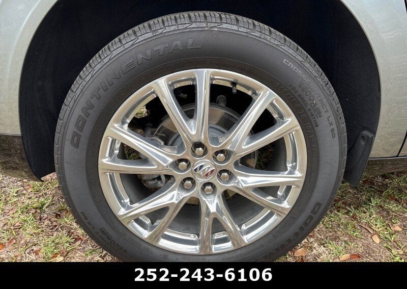 2023 Buick Enclave Essence