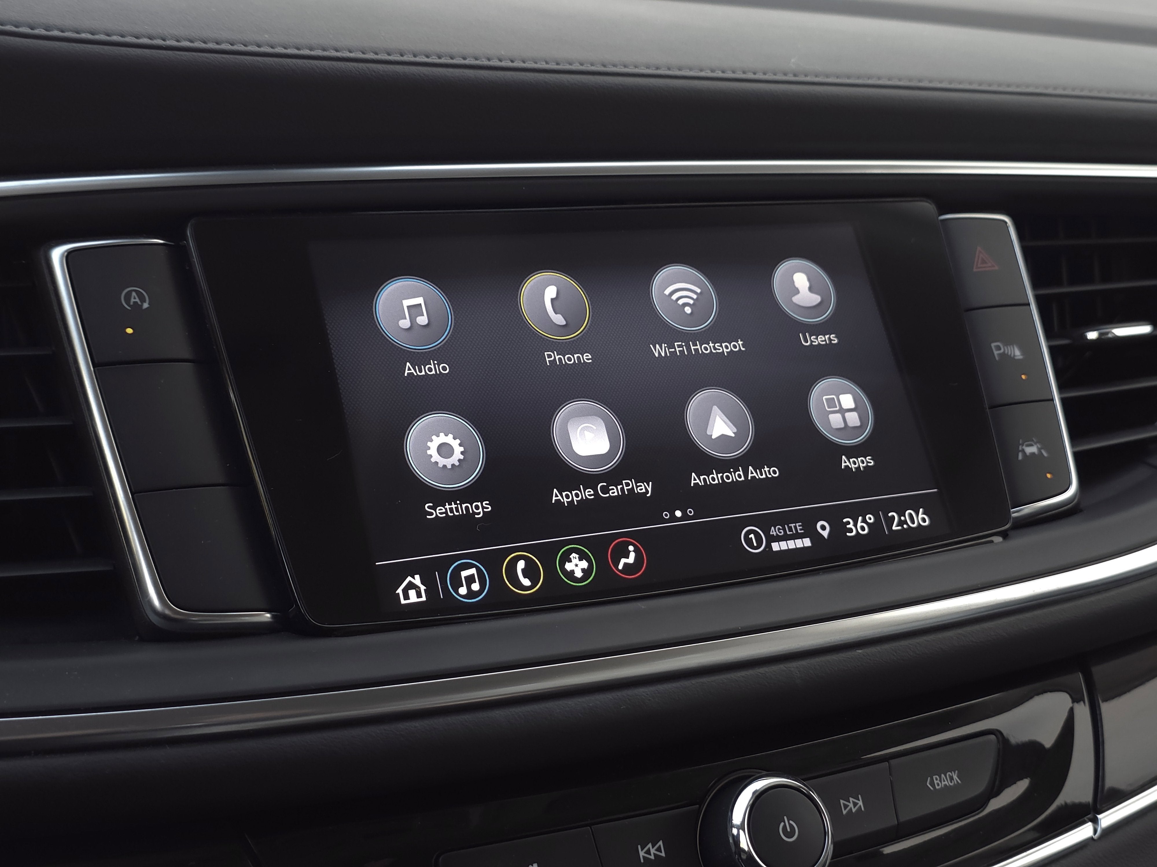 2023 Buick Enclave Essence