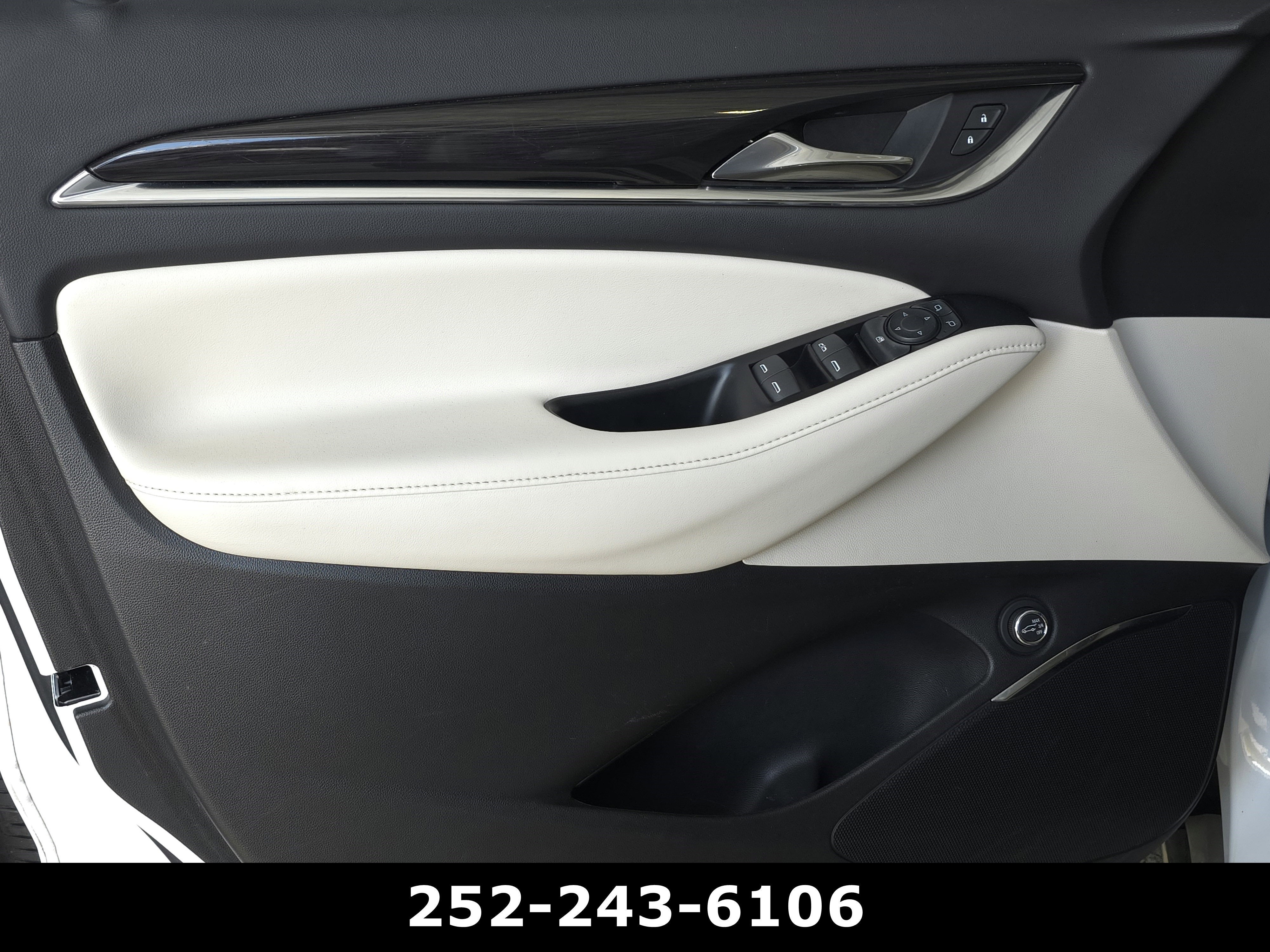 2023 Buick Enclave Essence