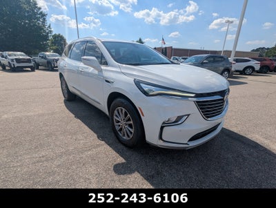 2023 Buick Enclave Essence