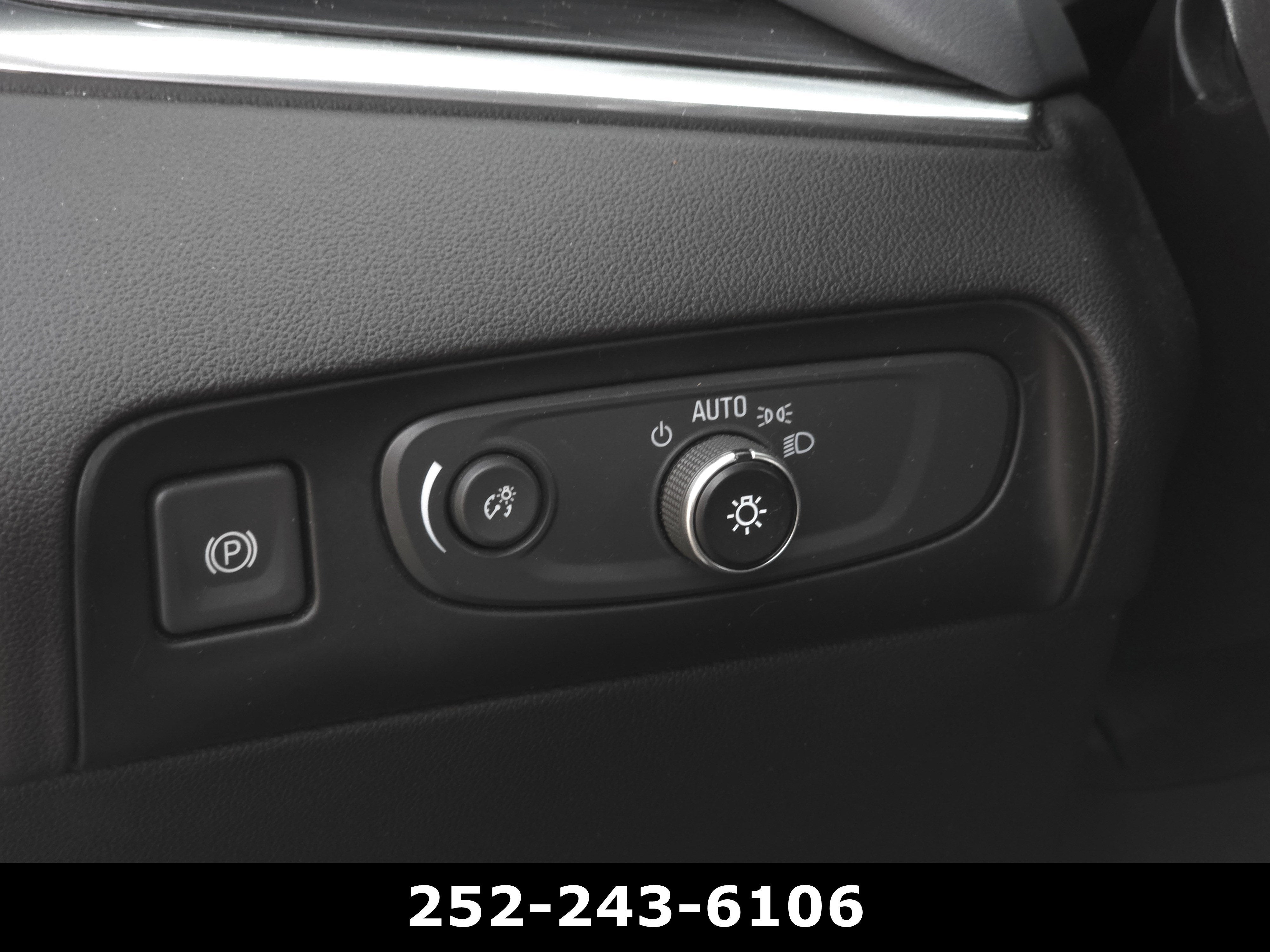 2021 Buick Enclave Essence