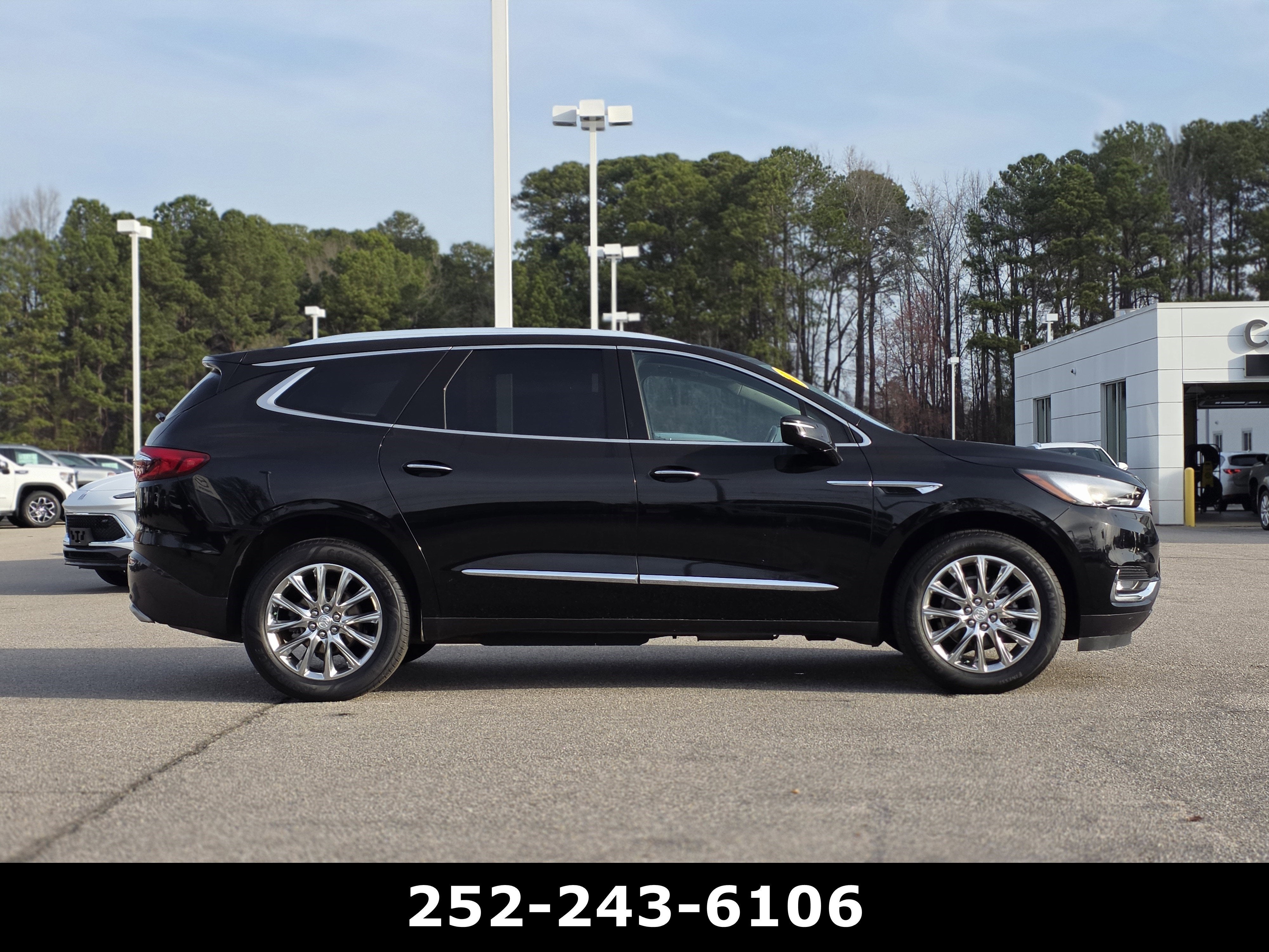 2021 Buick Enclave Essence