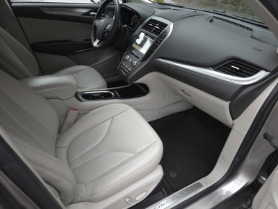 2019 Lincoln MKC Standard