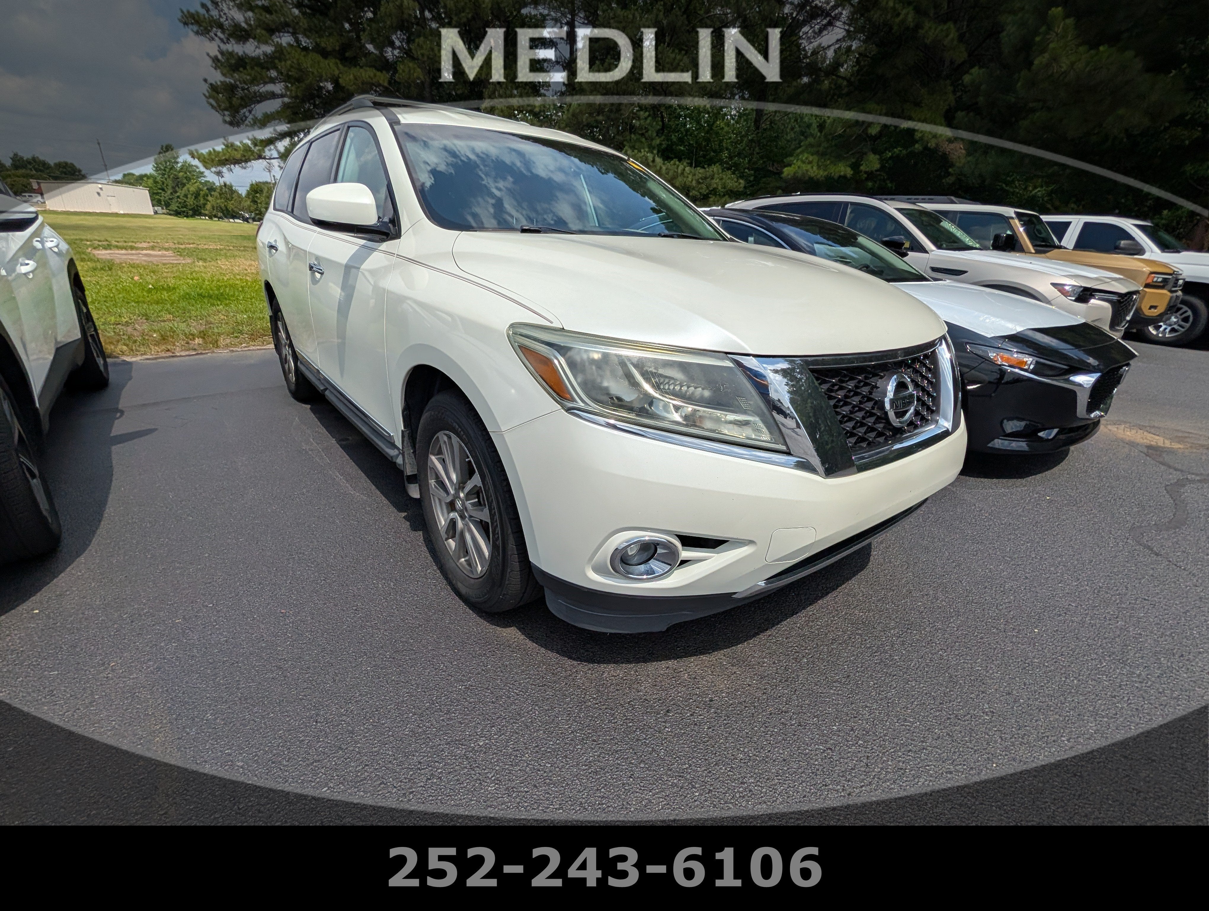 2016 Nissan Pathfinder SL