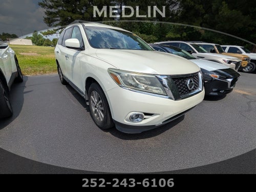 2016 Nissan Pathfinder SL