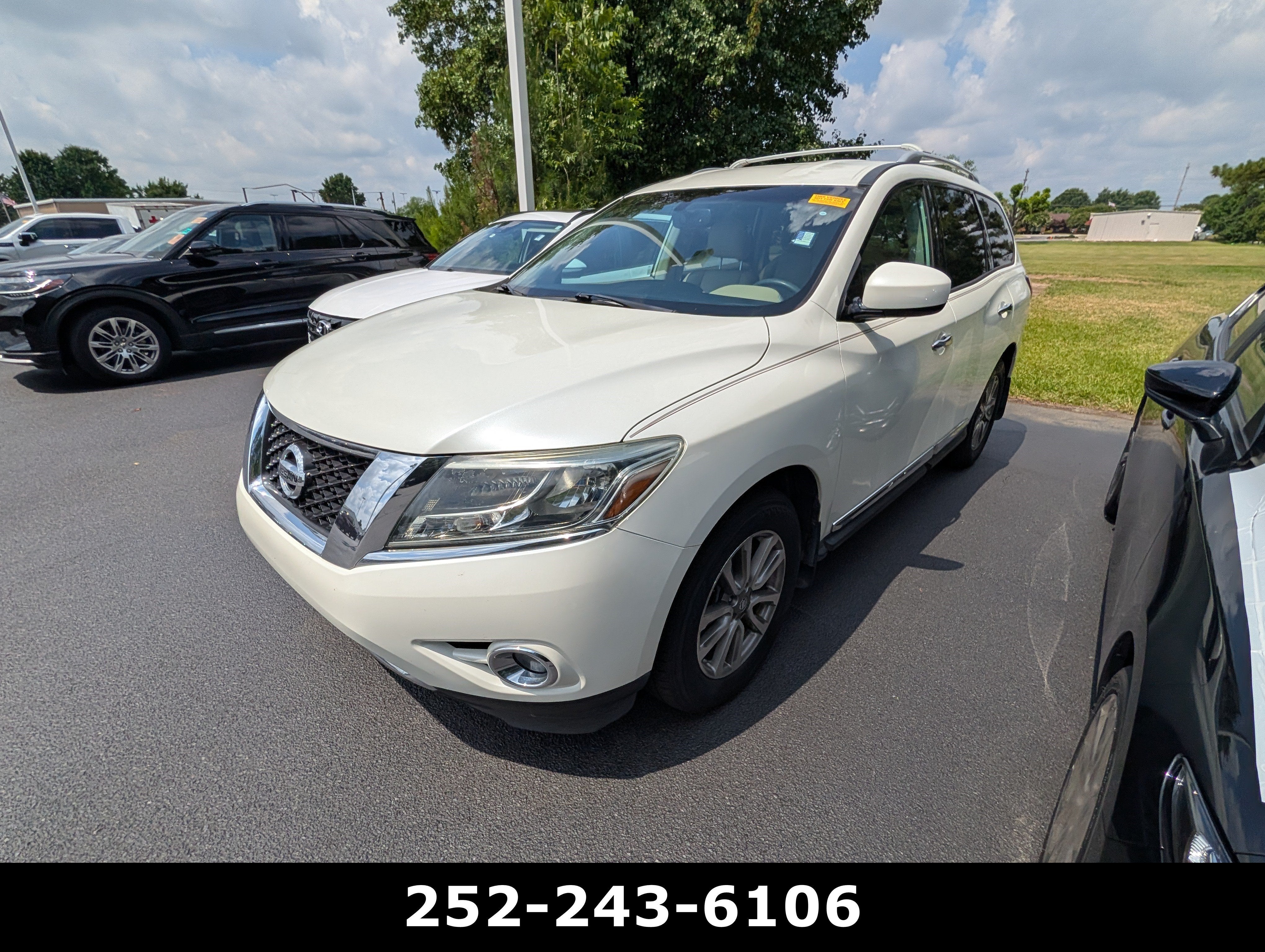 2016 Nissan Pathfinder SL