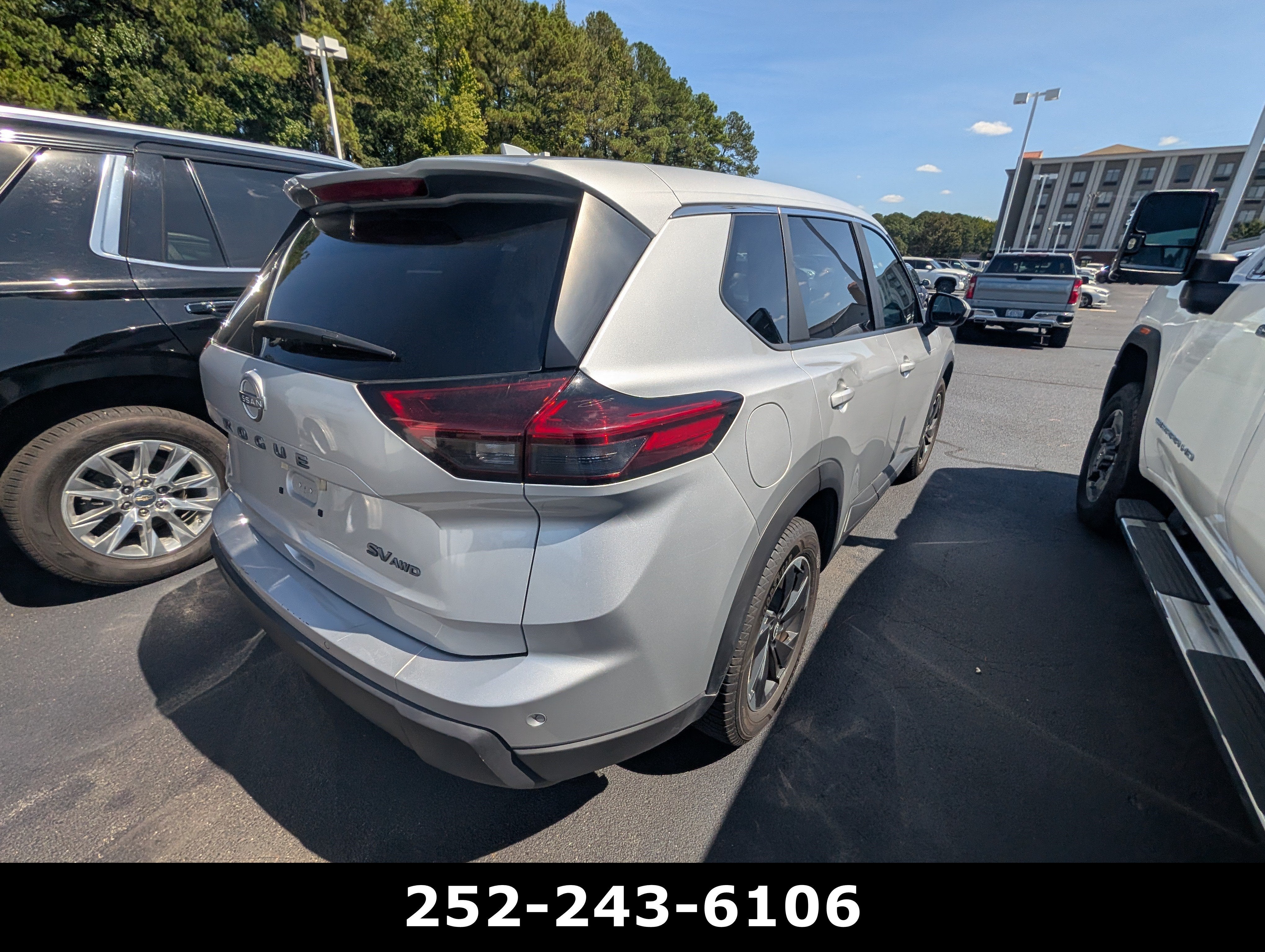 2024 Nissan Rogue SV