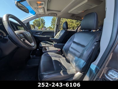 2016 Toyota Sienna SE