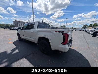 2022 Toyota Tundra 4WD SR5