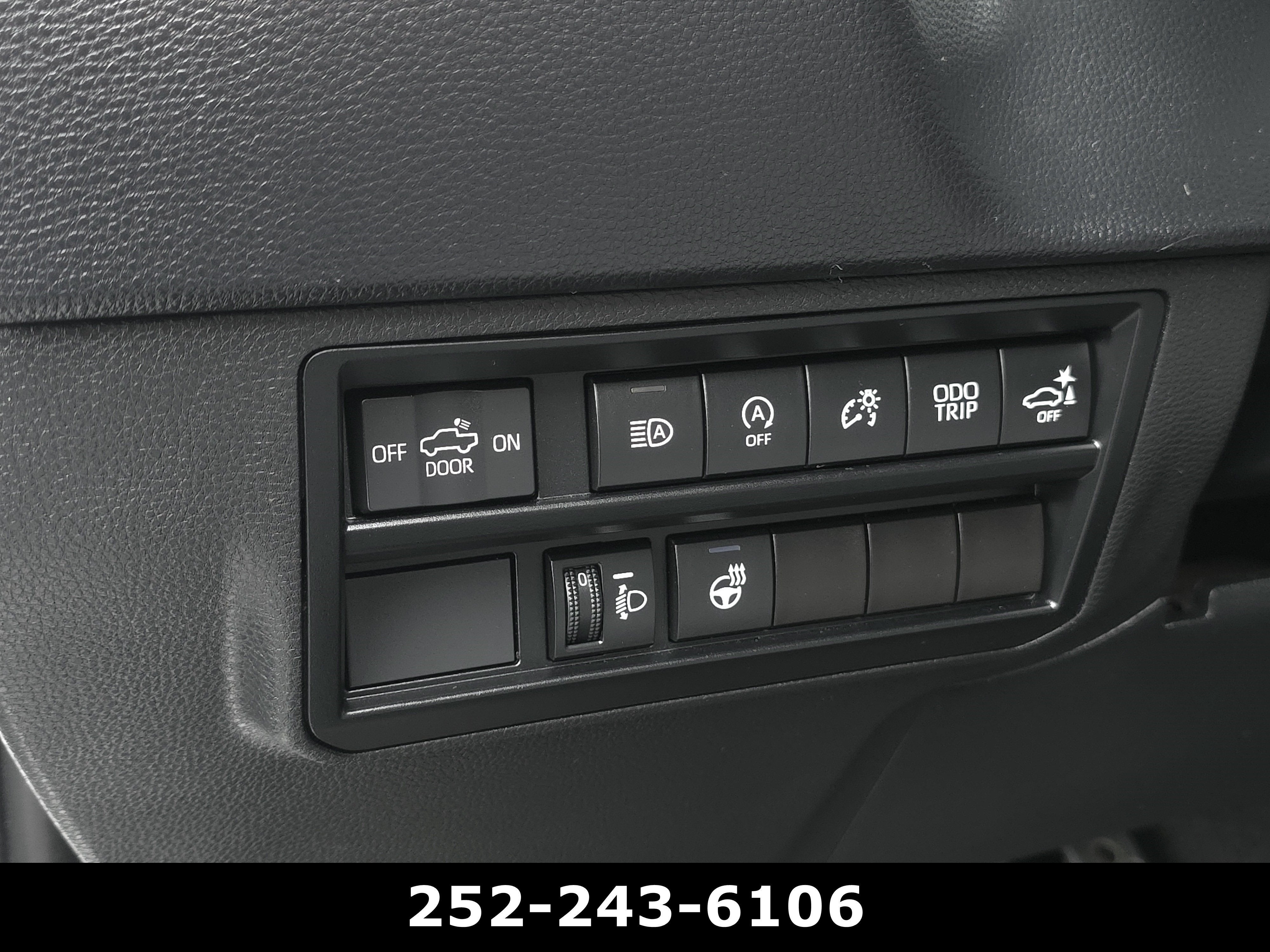2022 Toyota Tundra 4WD SR5