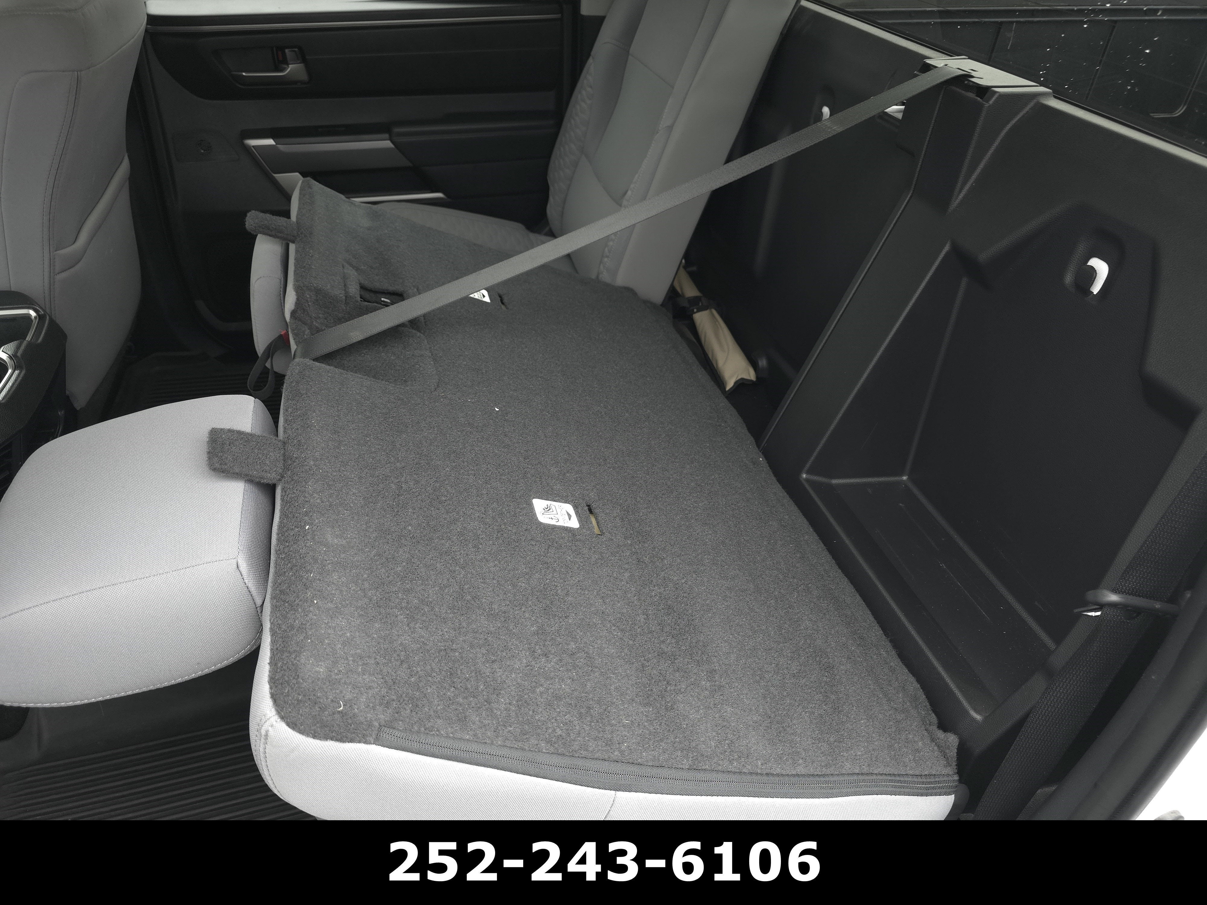 2022 Toyota Tundra 4WD SR5