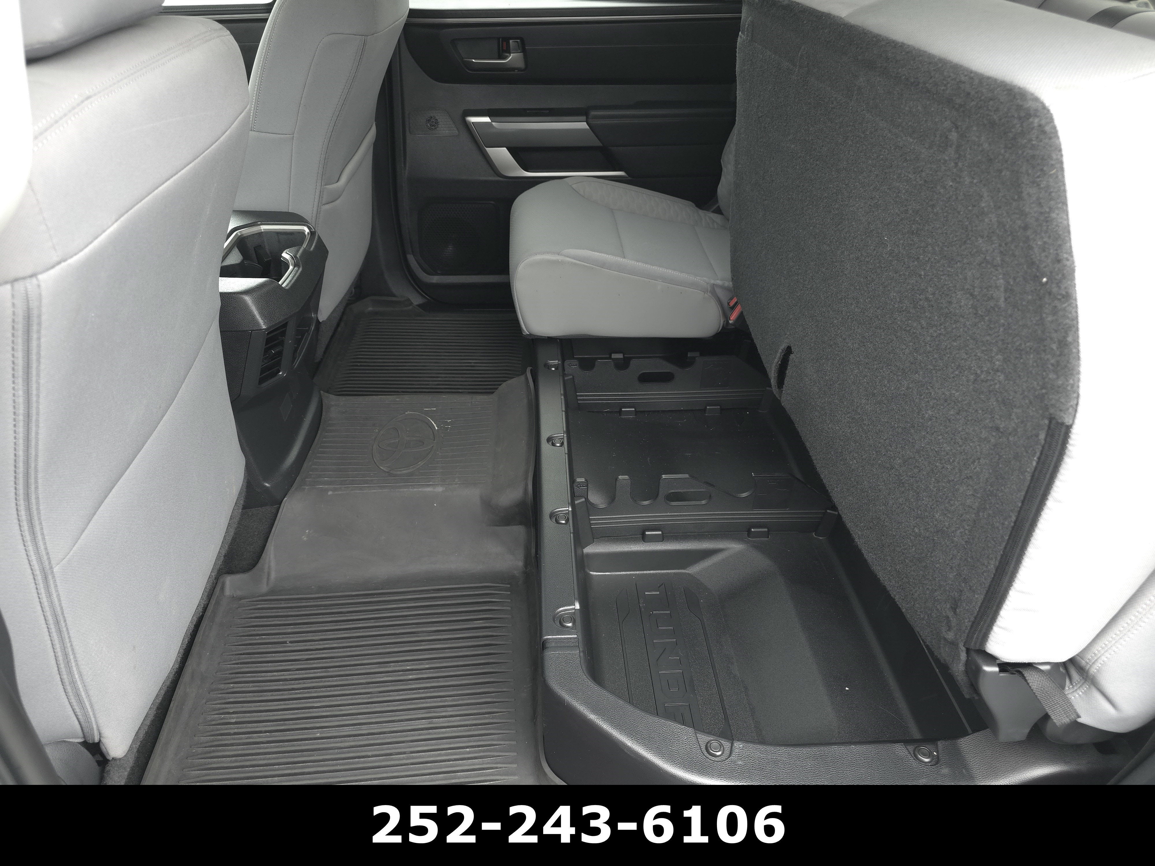2022 Toyota Tundra 4WD SR5