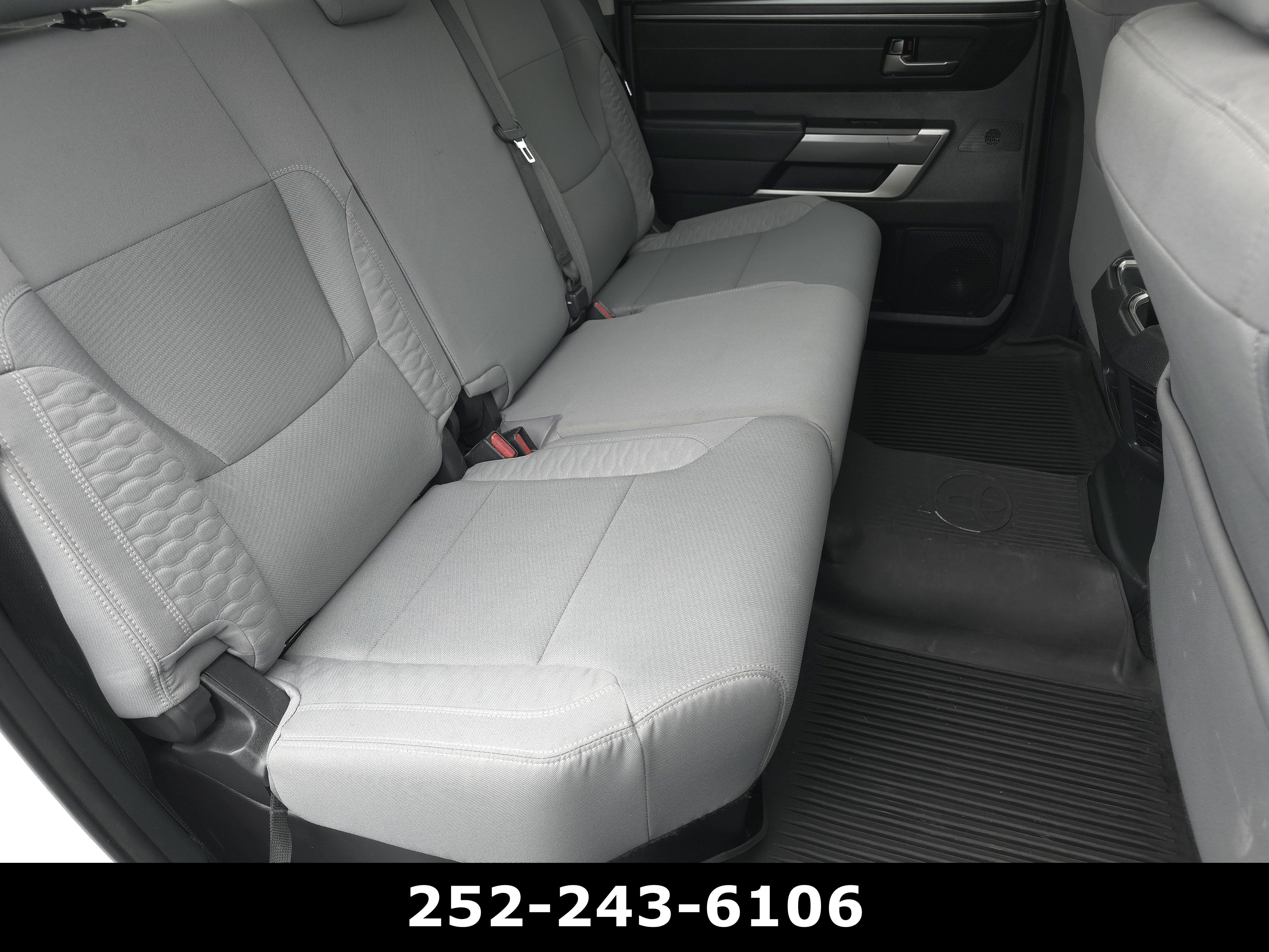 2022 Toyota Tundra 4WD SR5