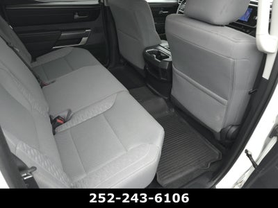 2022 Toyota Tundra 4WD SR5