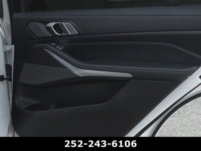 2022 BMW X7 M50i