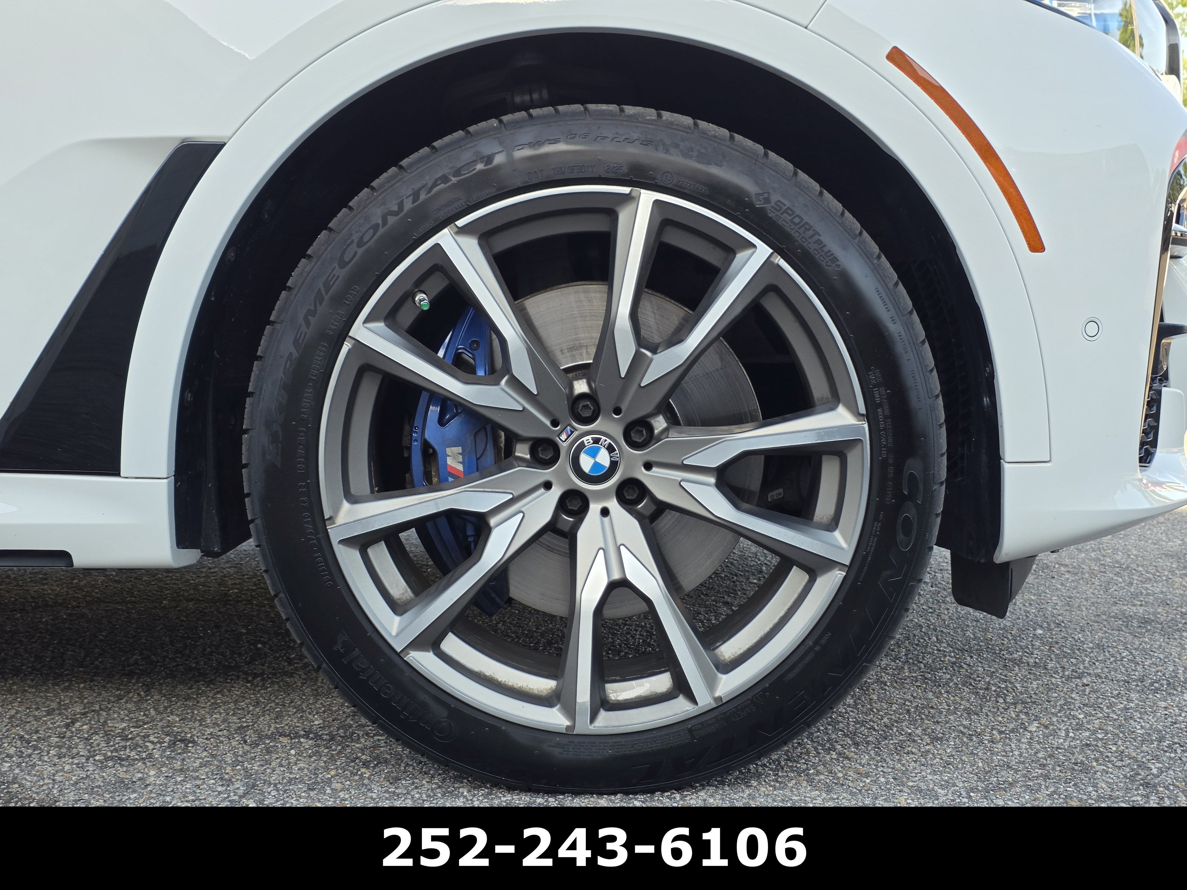 2022 BMW X7 M50i