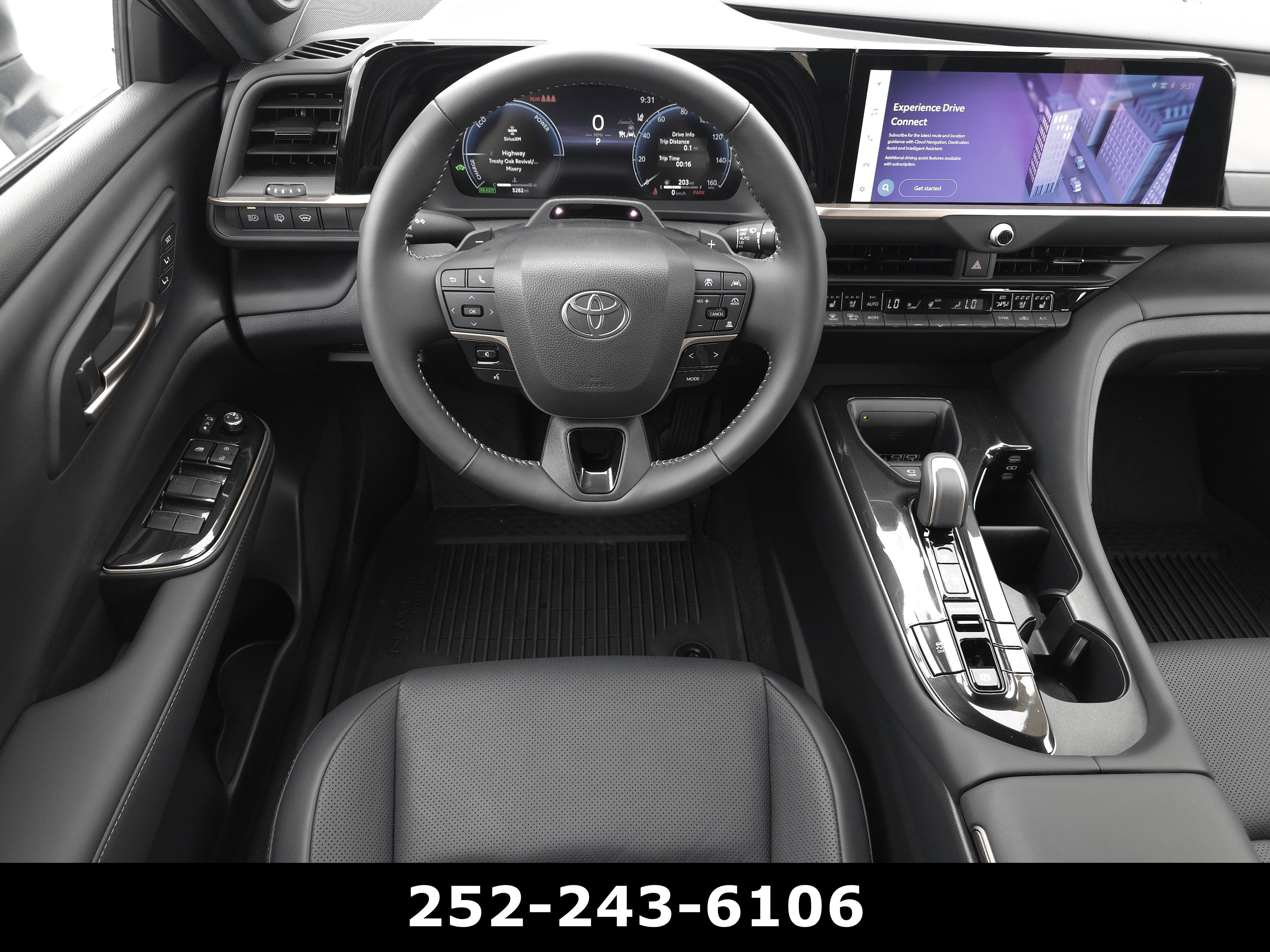 2025 Toyota Crown Signia XLE