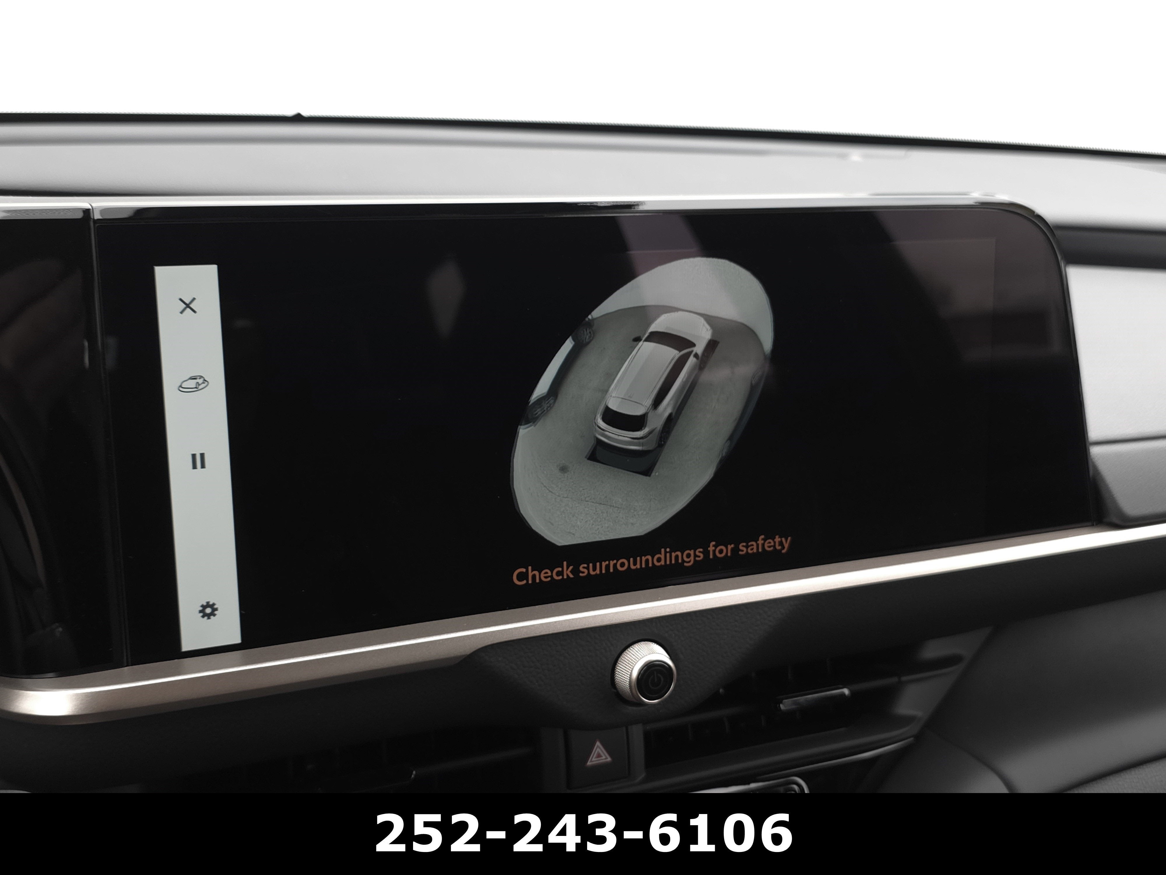 2025 Toyota Crown Signia XLE