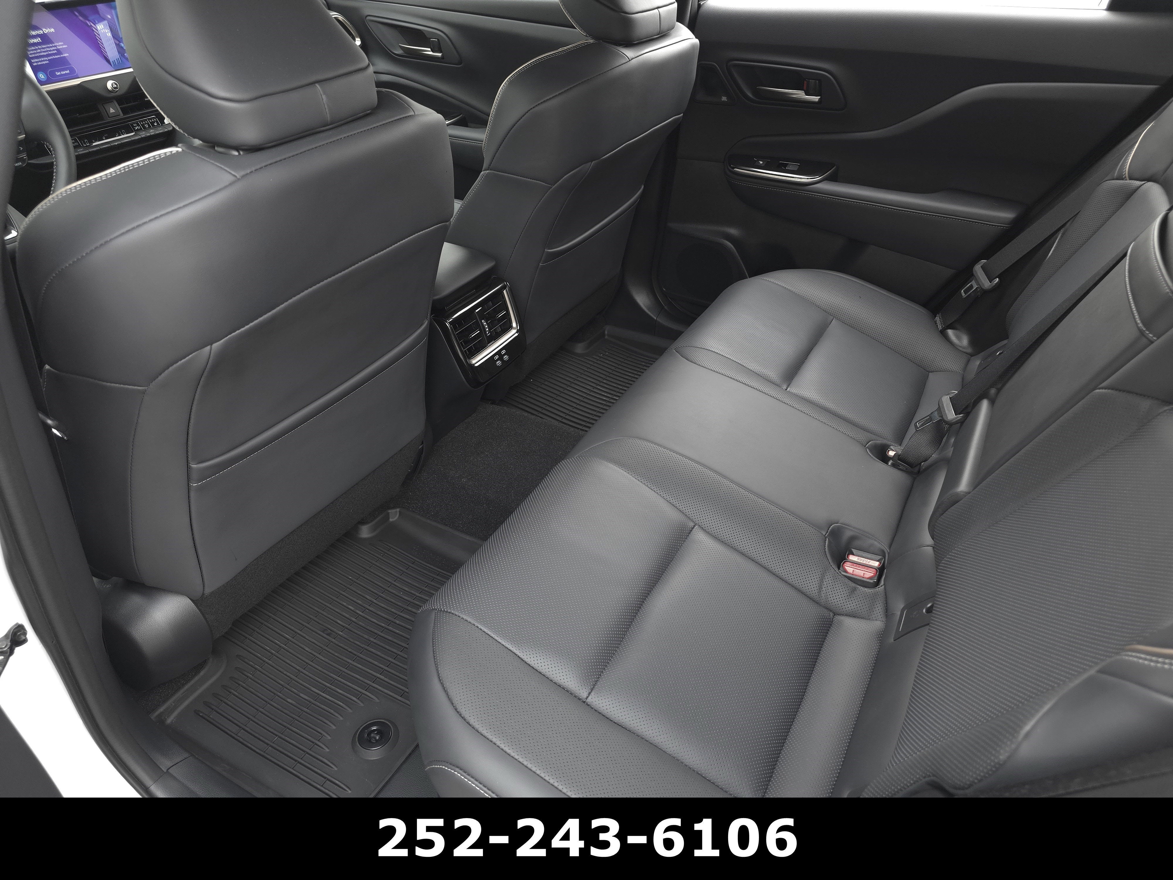 2025 Toyota Crown Signia XLE