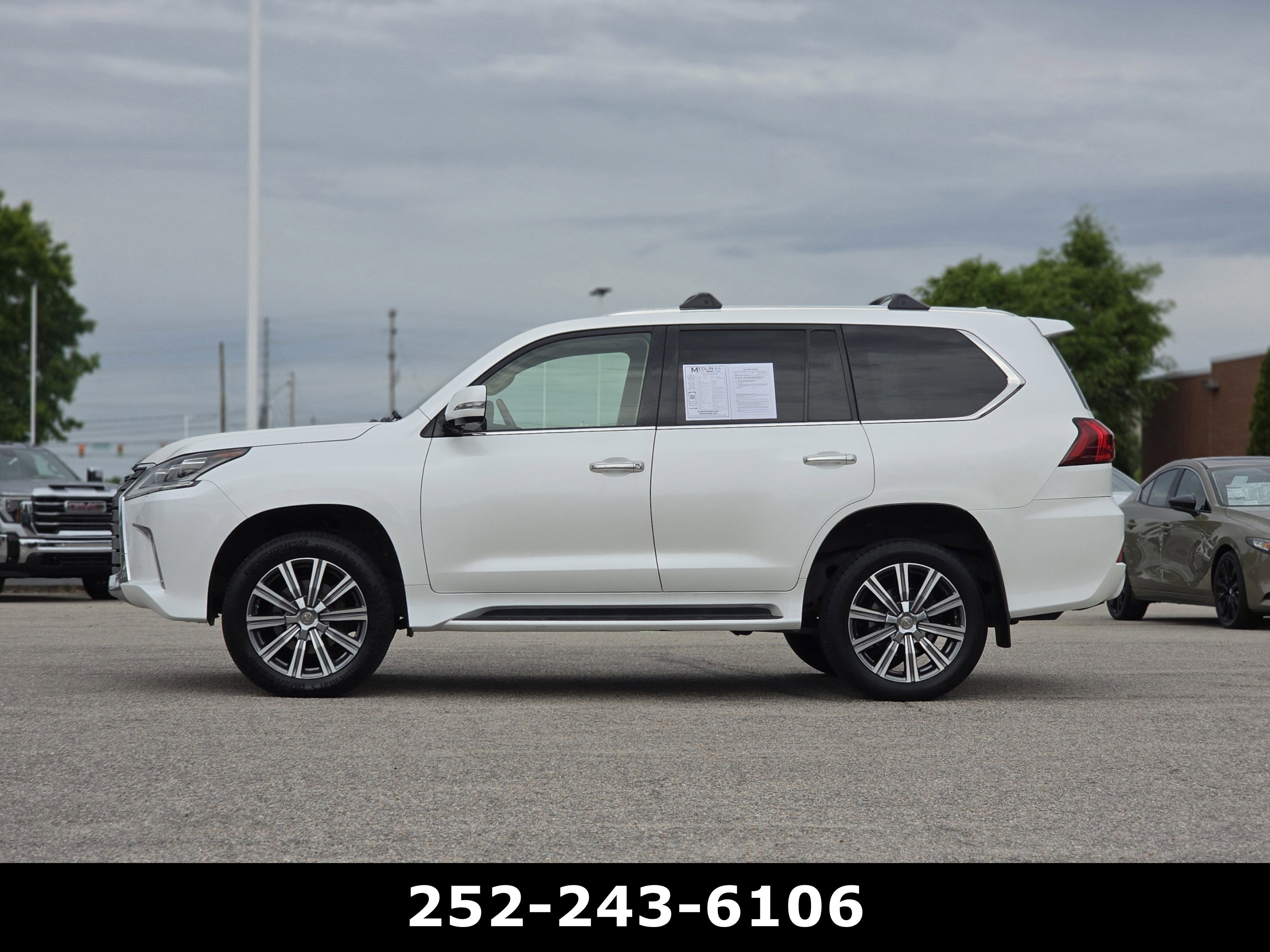 2016 Lexus LX 570 4WD 4dr