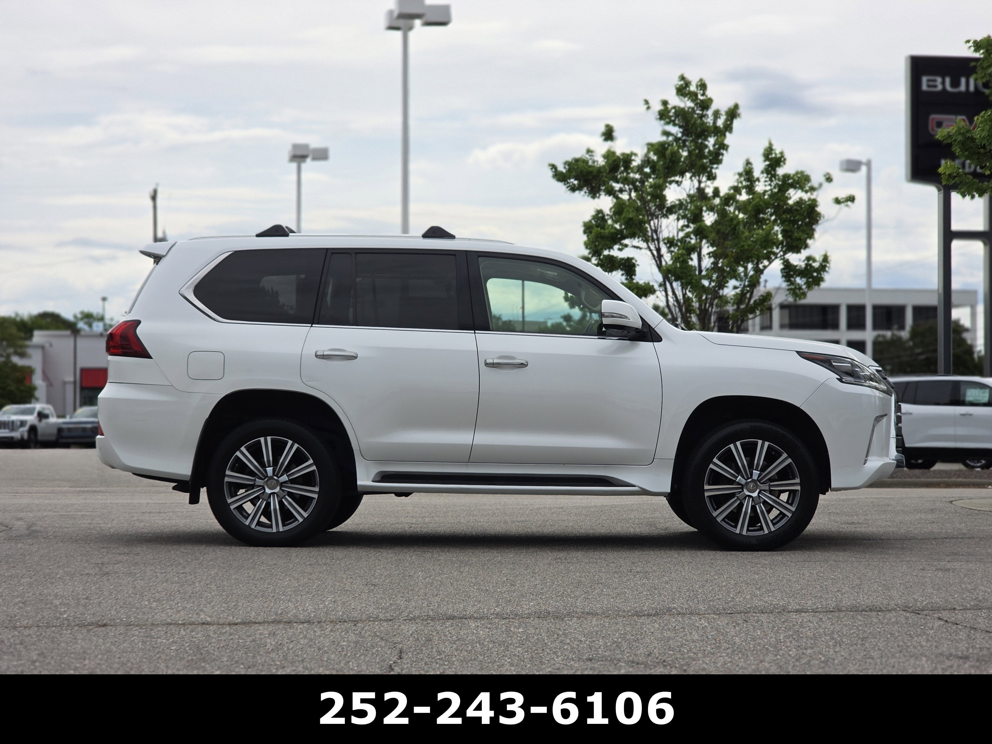 2016 Lexus LX 570 4WD 4dr