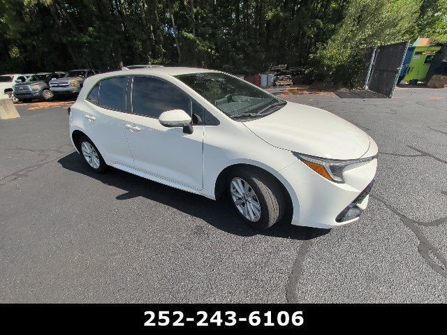 2025 Toyota Corolla Hatchback SE