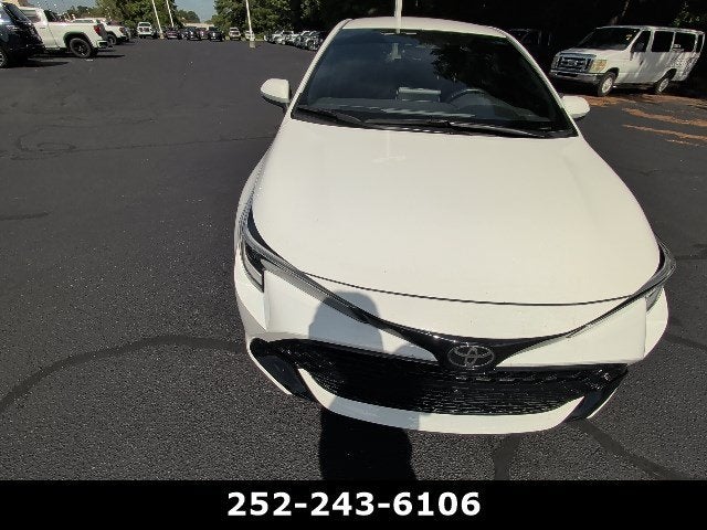 2025 Toyota Corolla Hatchback SE