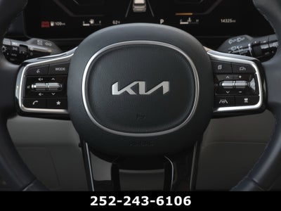 2025 Kia Carnival SX