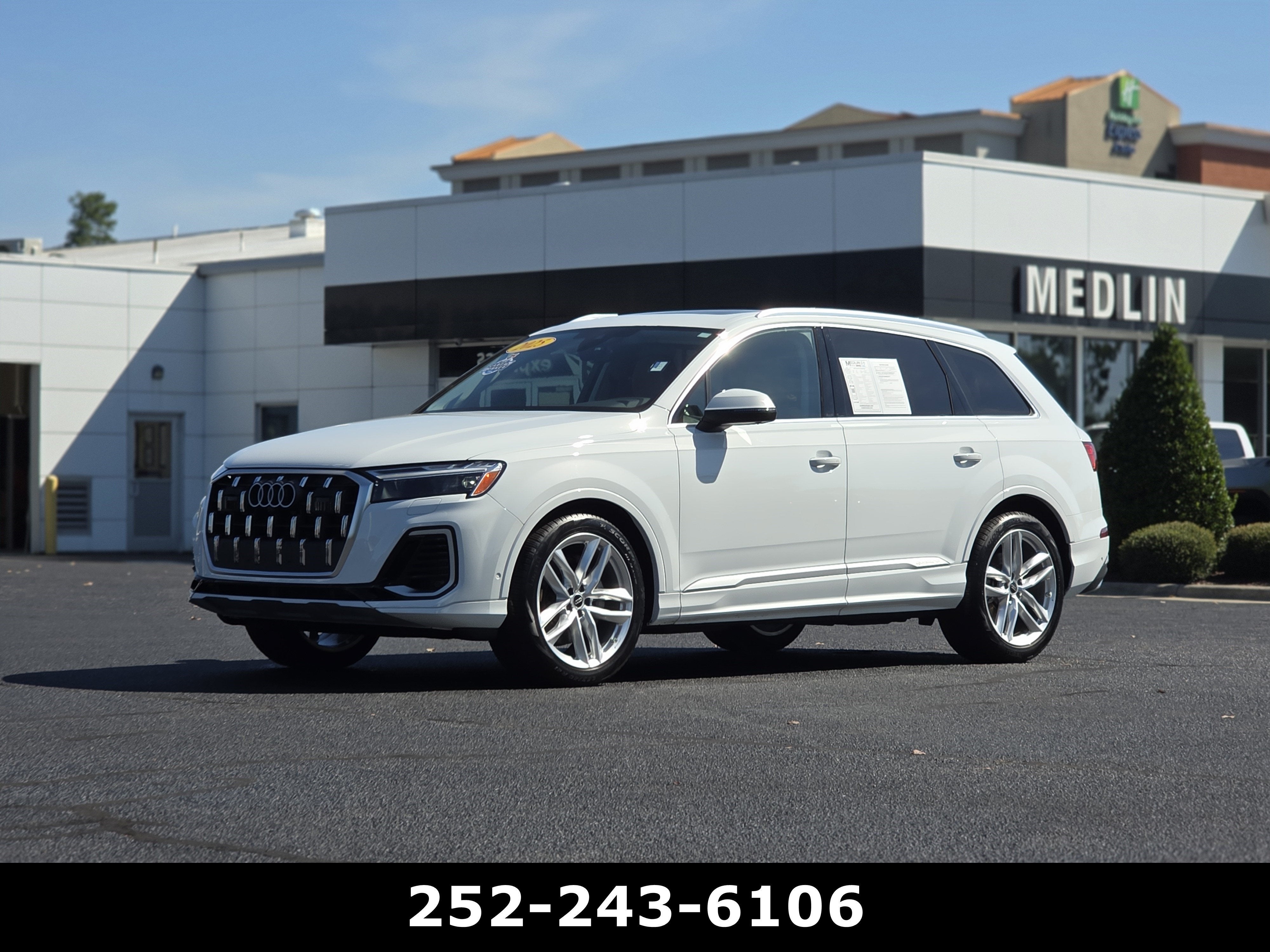 2025 Audi Q7 Premium Plus