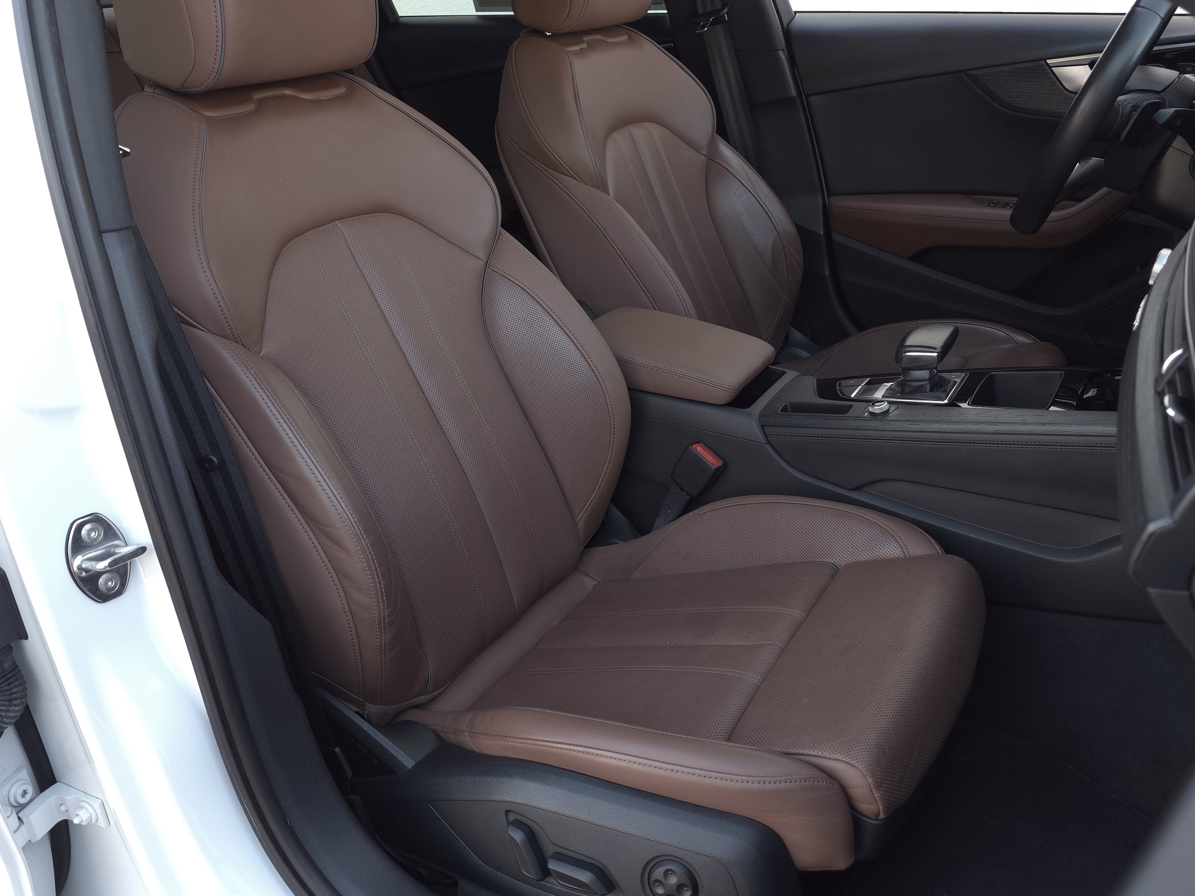 2021 Audi A4 40 Premium Plus quattro