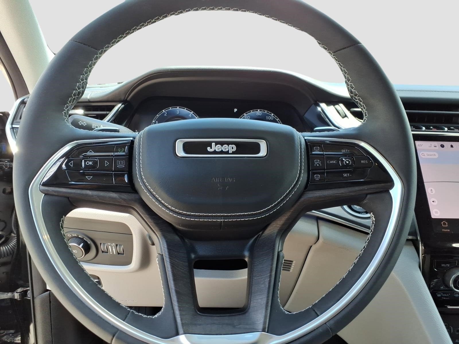 2023 Jeep Grand Cherokee Overland