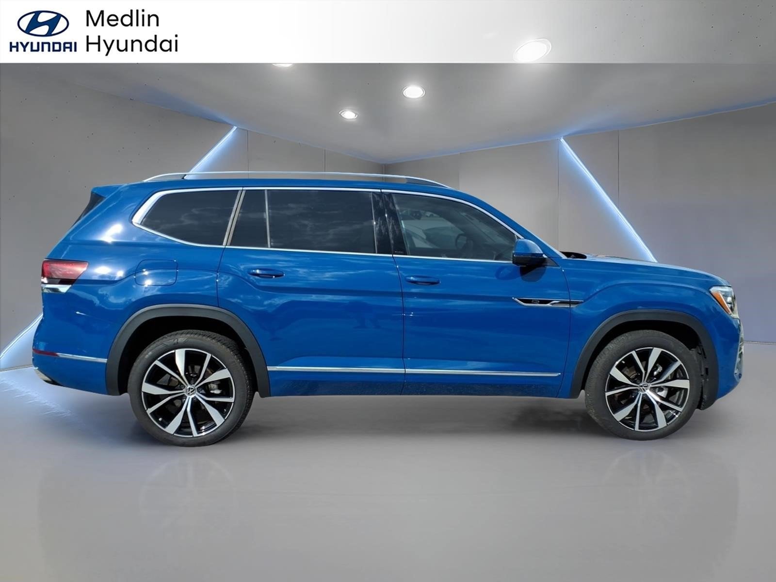 2026 Volkswagen Atlas 2.0T SEL Premium R-Line