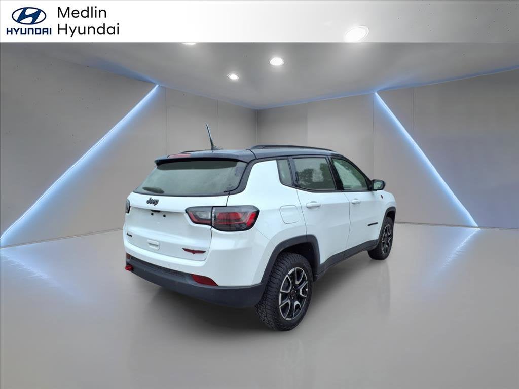 2025 Jeep Compass Trailhawk