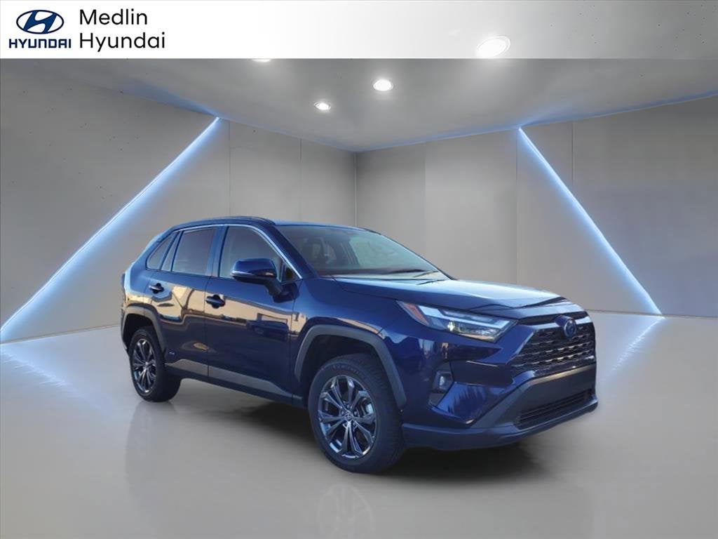 2022 Toyota RAV4 Hybrid XLE Premium