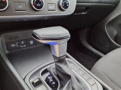 2024 Hyundai Kona SE