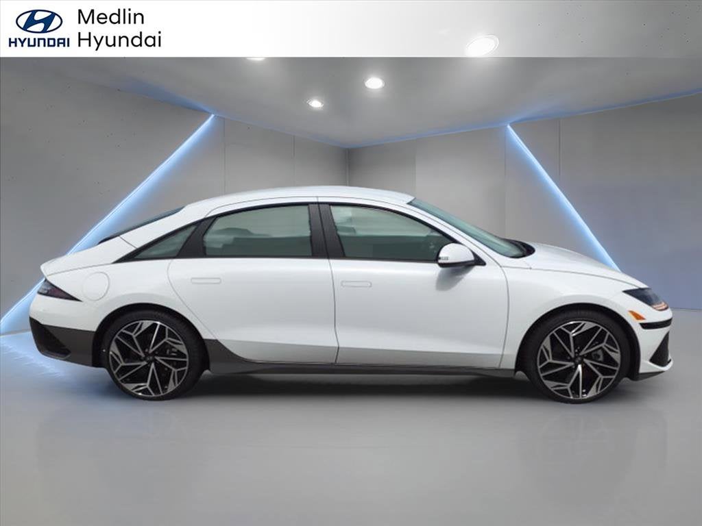 2024 Hyundai IONIQ 6 SEL