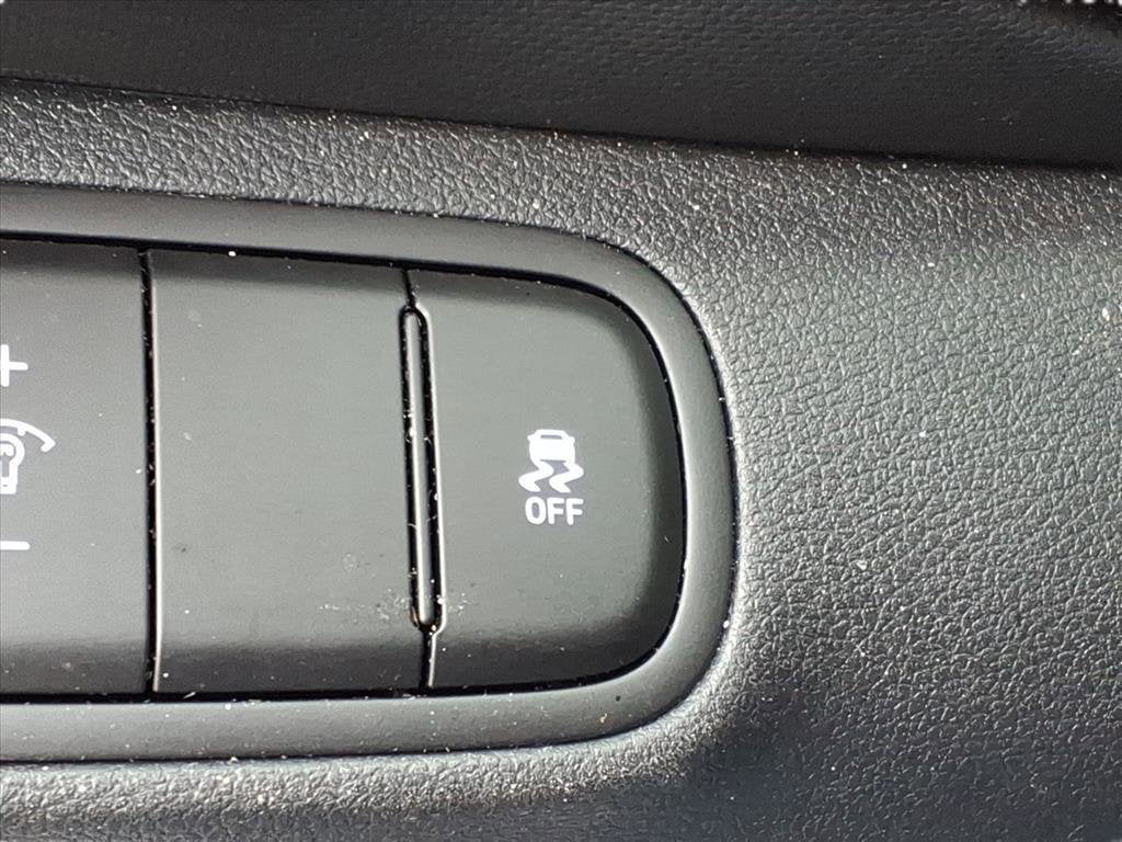 2025 Hyundai Venue SE