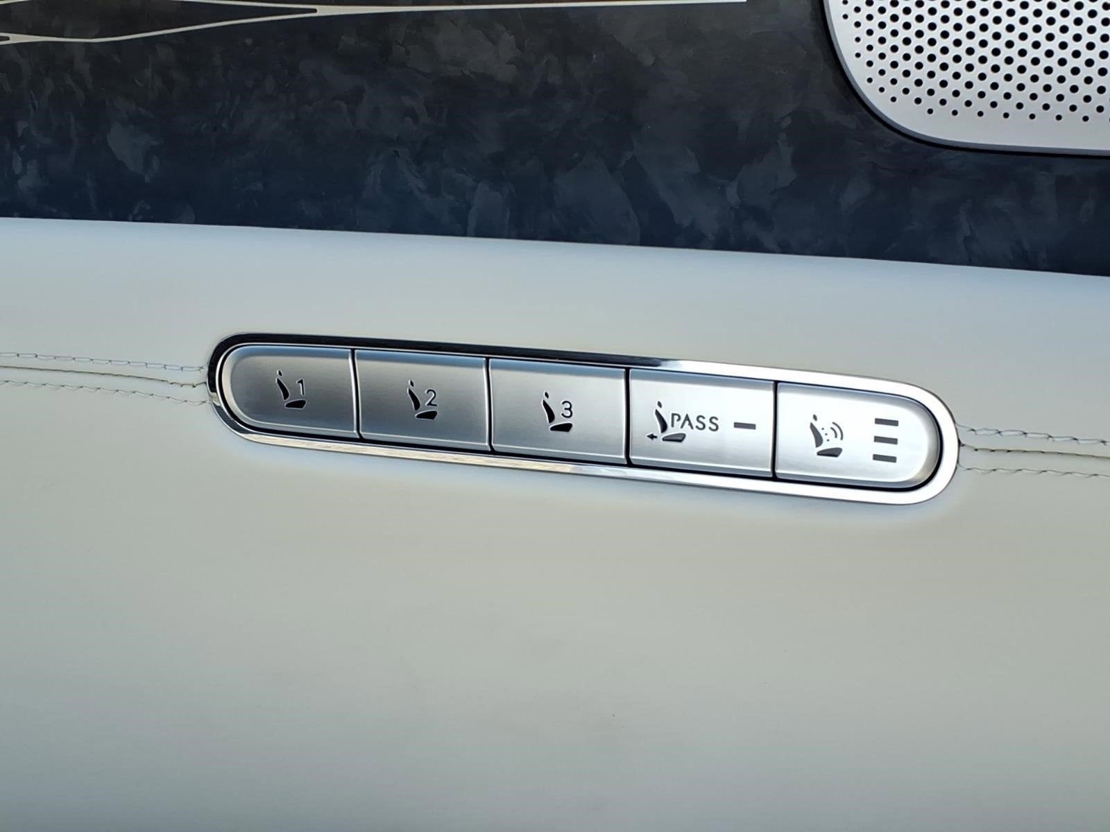 2025 Genesis G90 3.5T e-SC