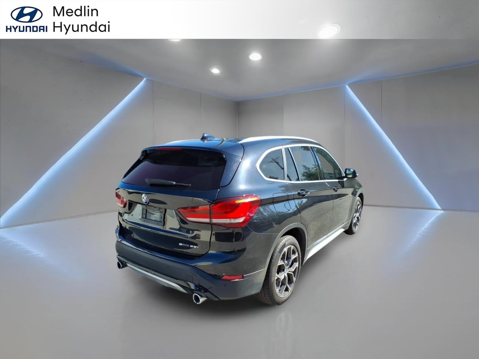 2022 BMW X1 sDrive28i