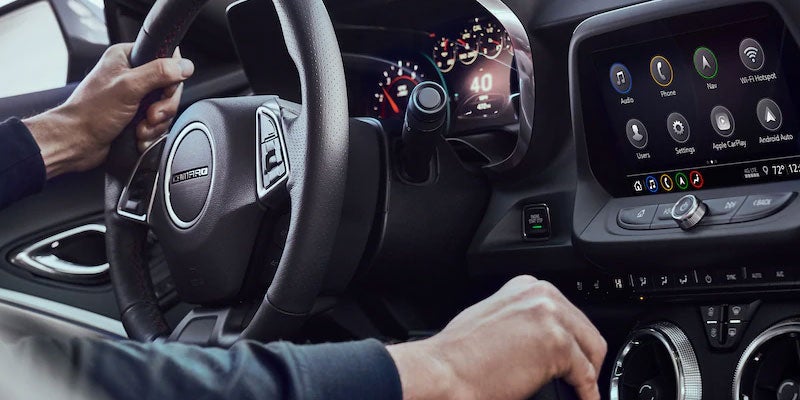 interior steering wheel and nav system of 2021 chevy camaro